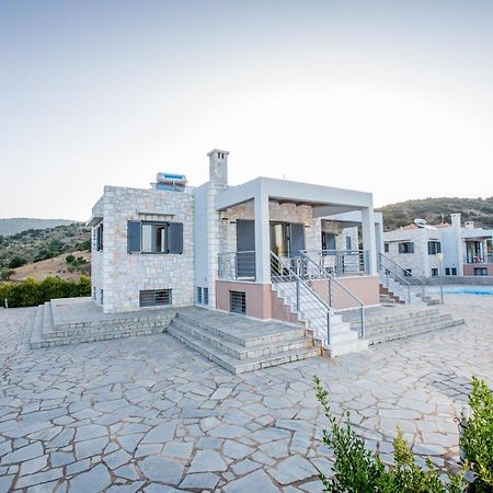 אוריני מליגו Raise Luxury Villas With A Great Sea View Of Astros מראה חיצוני תמונה