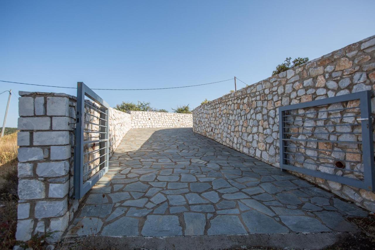 אוריני מליגו Raise Luxury Villas With A Great Sea View Of Astros מראה חיצוני תמונה