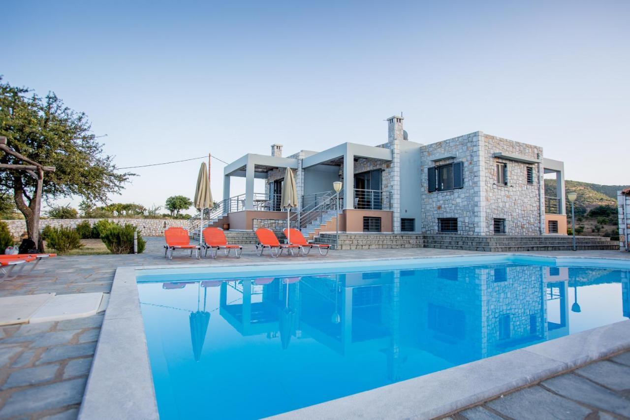 אוריני מליגו Raise Luxury Villas With A Great Sea View Of Astros מראה חיצוני תמונה