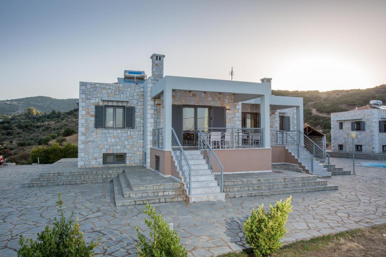 אוריני מליגו Raise Luxury Villas With A Great Sea View Of Astros מראה חיצוני תמונה